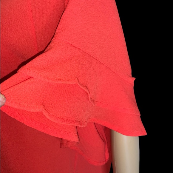 Umgee Coral flutter bell sleeve blouse Size small - Picture 4 of 7